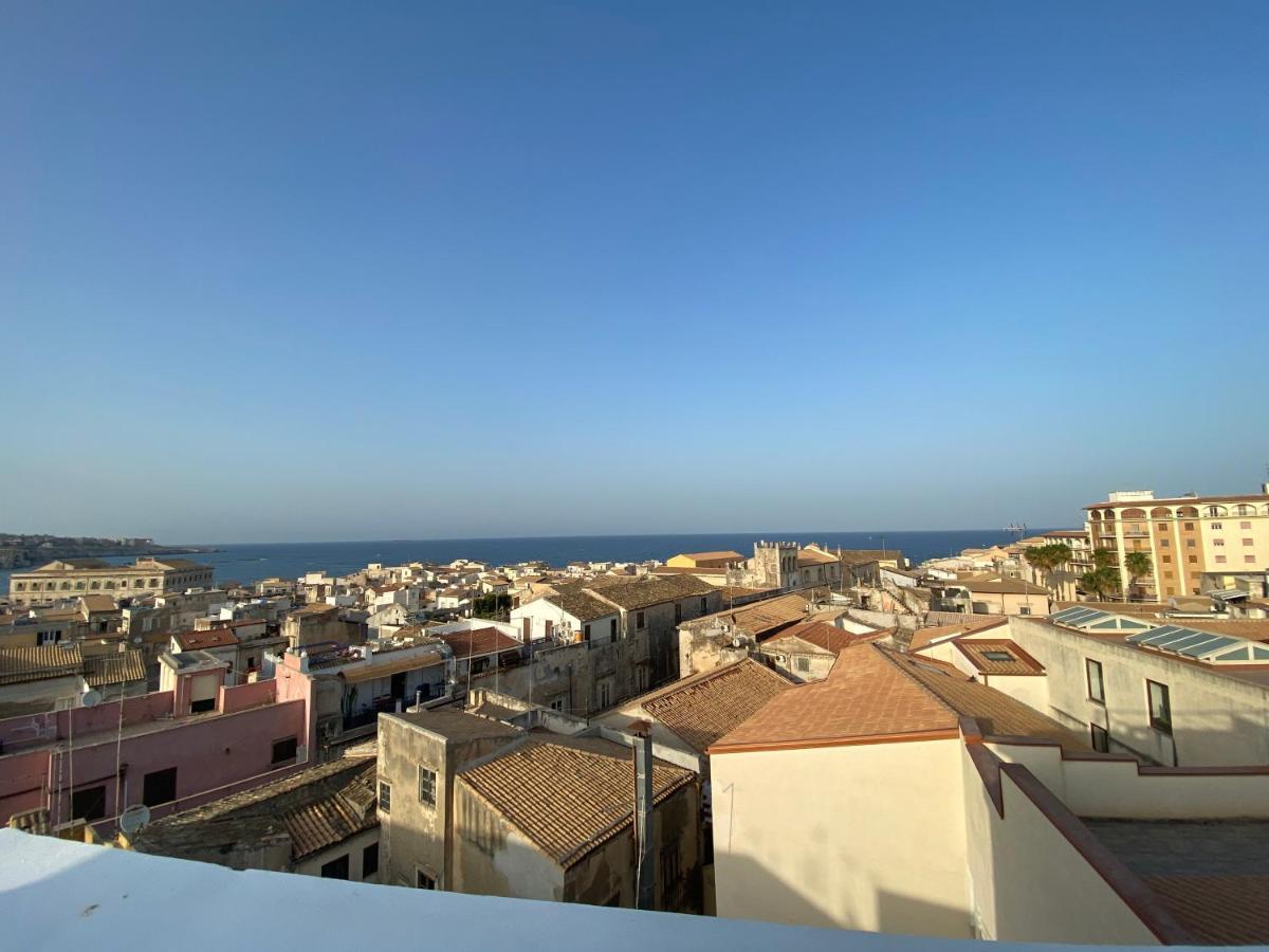 Апартаменты Terrazza Dei Mori - Seaview Terrace In Ortigia Сиракузы Экстерьер фото